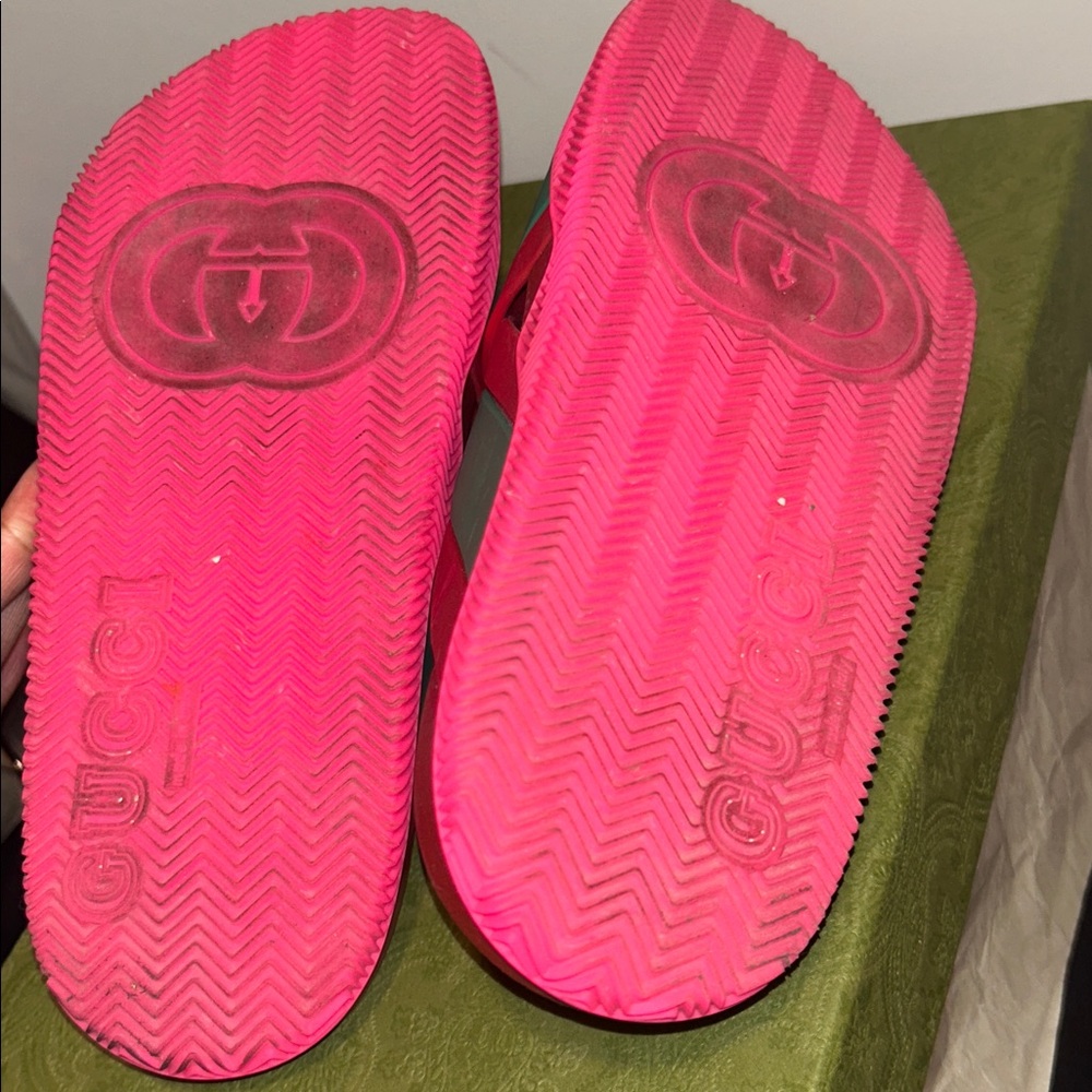 Gucci Slides - Picture 4 of 6